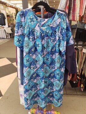 Vintage 1990s Muumuu Paisley